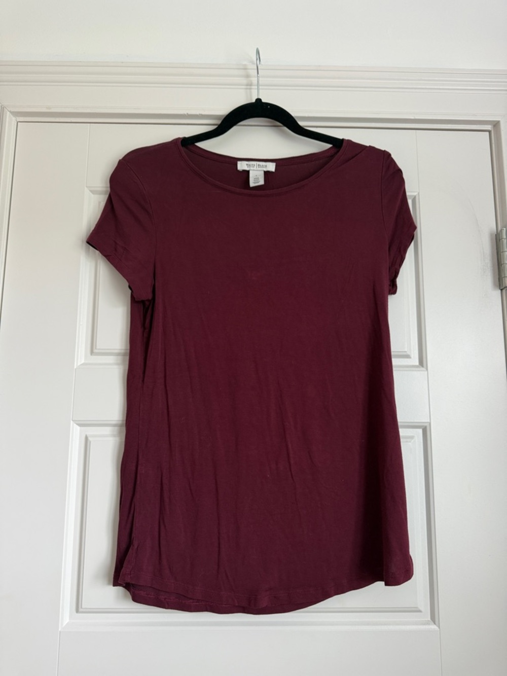 White House Black Market Short Sleeve Crew Tee - Burgundy